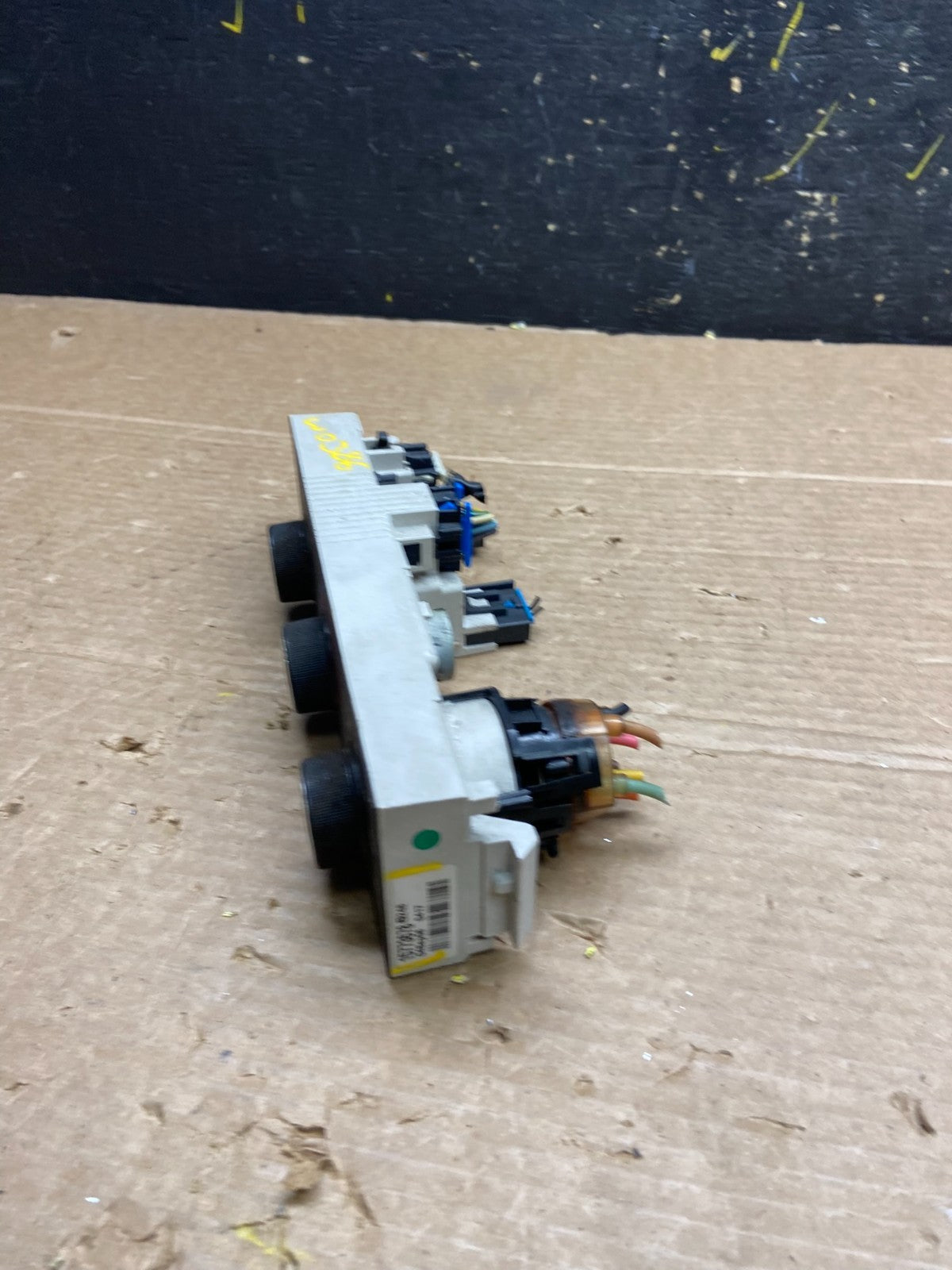 2008-2010 Chevrolet Express 1500 2500 3500 Climate Control Panel W0386 DG2