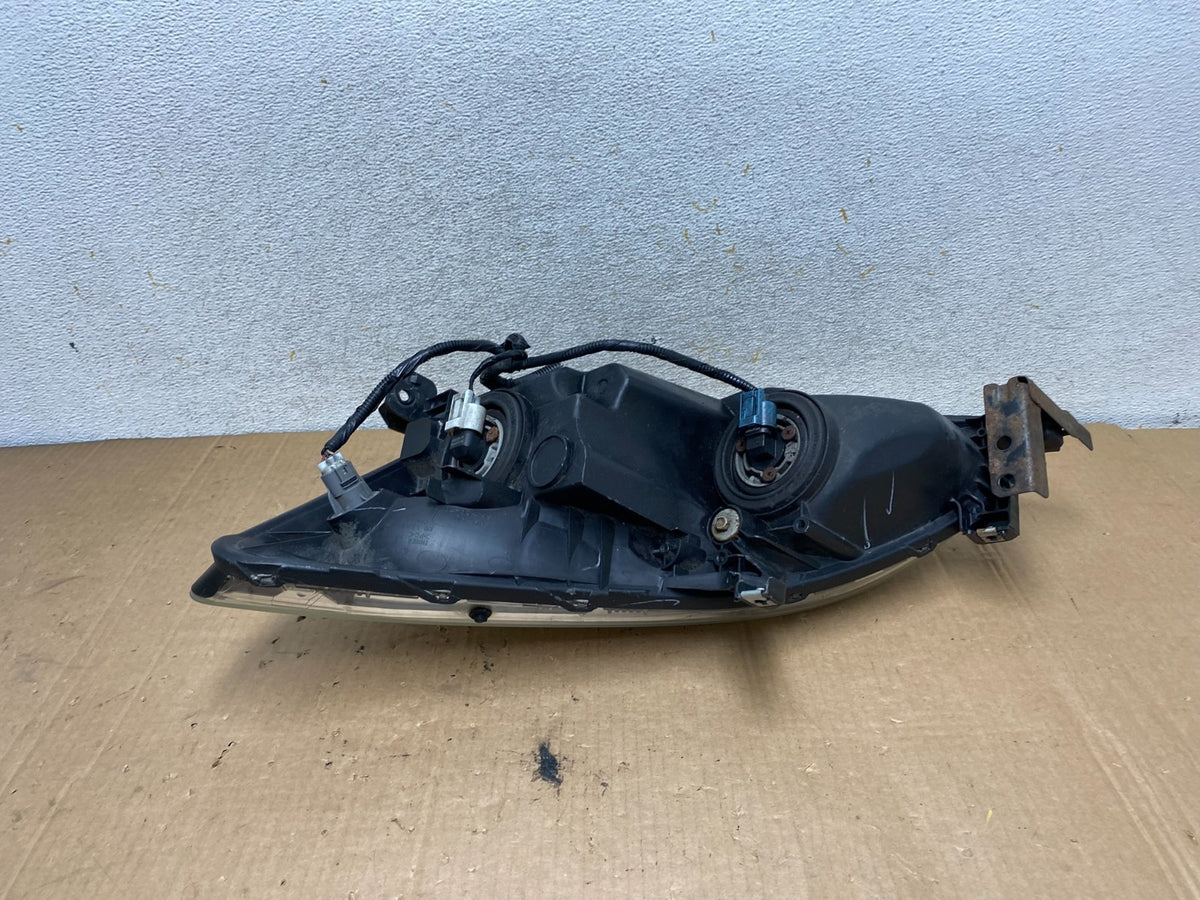 2003 - 2007 Honda Accord Right Passenger RH Side Halogen Headlight AI8913 DW5
