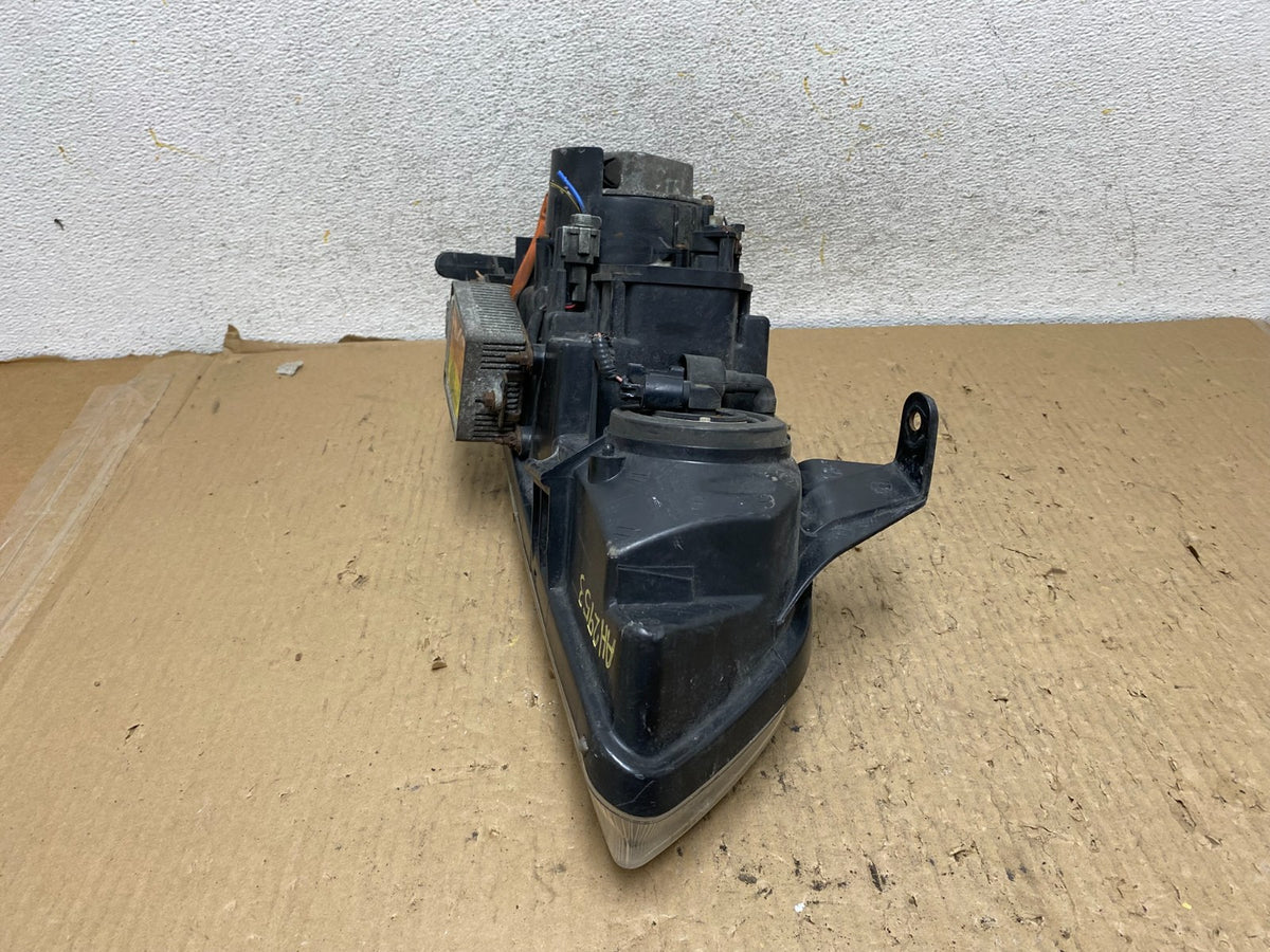 2002 to 2004 Infiniti I35 Left Driver LH Side Headlight Xenon AH2953 DW8