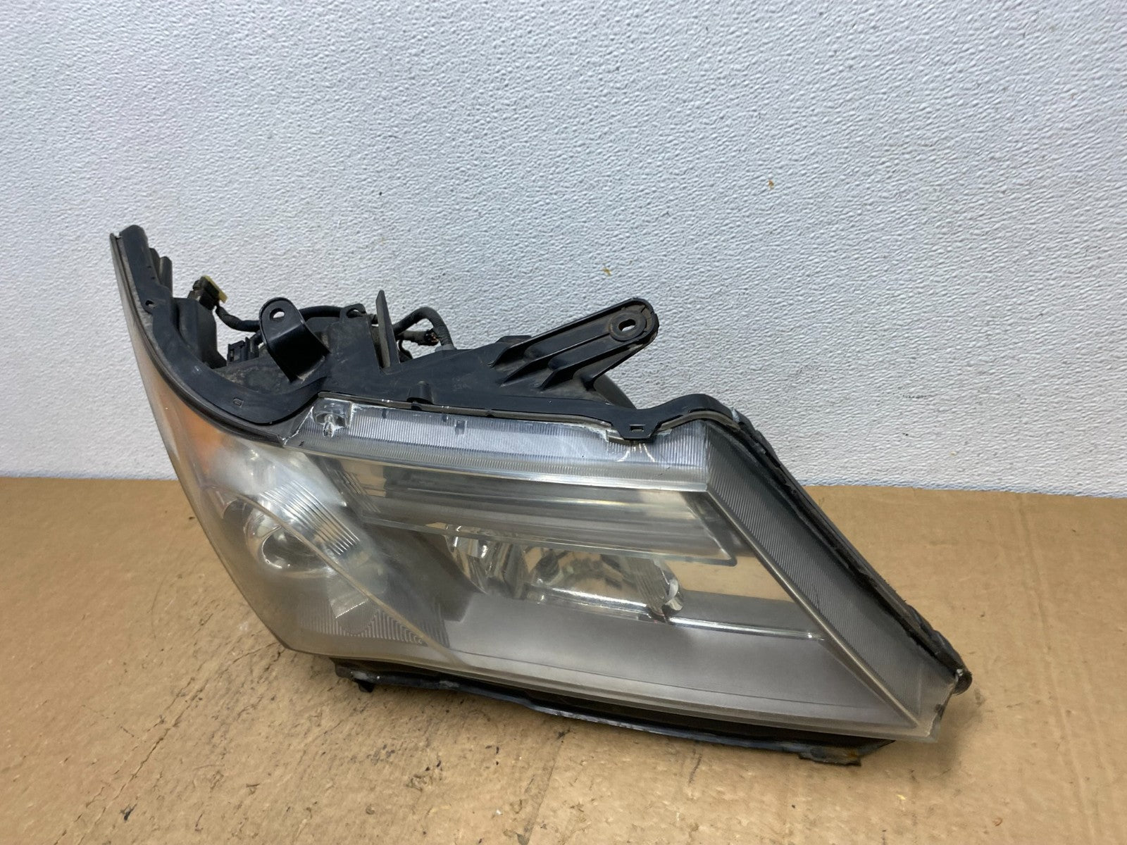 2007 2008 2009 Acura MDX Headlight Xenon HID Right Passenger RH AD0705 DW1