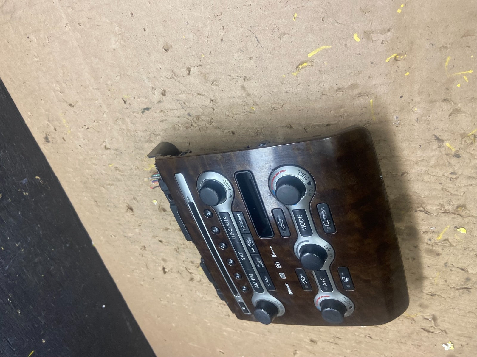 2010-2013 Nissan Maxima Center Console Climate Control Radio Bezel T9001 DG2