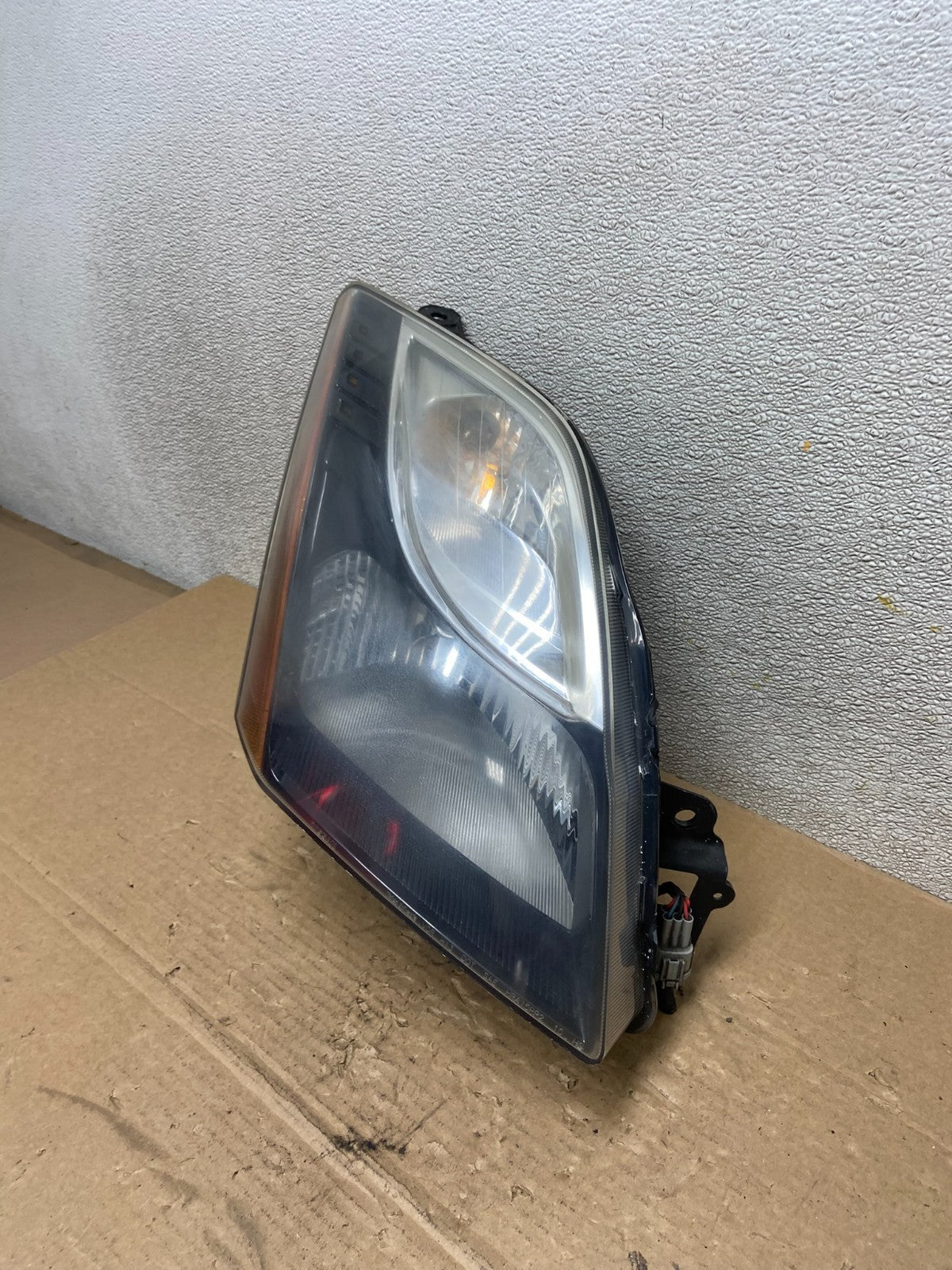 2010 2011 2012 Nissan Sentra Halogen Right Passenger Black Headlight AB4639 DW1