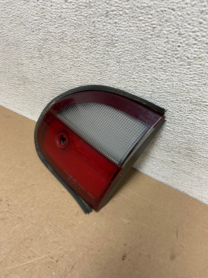 1997 to 2003 Chevrolet Malibu Right Passenger RH Inner Tail Light AF4710 LK1