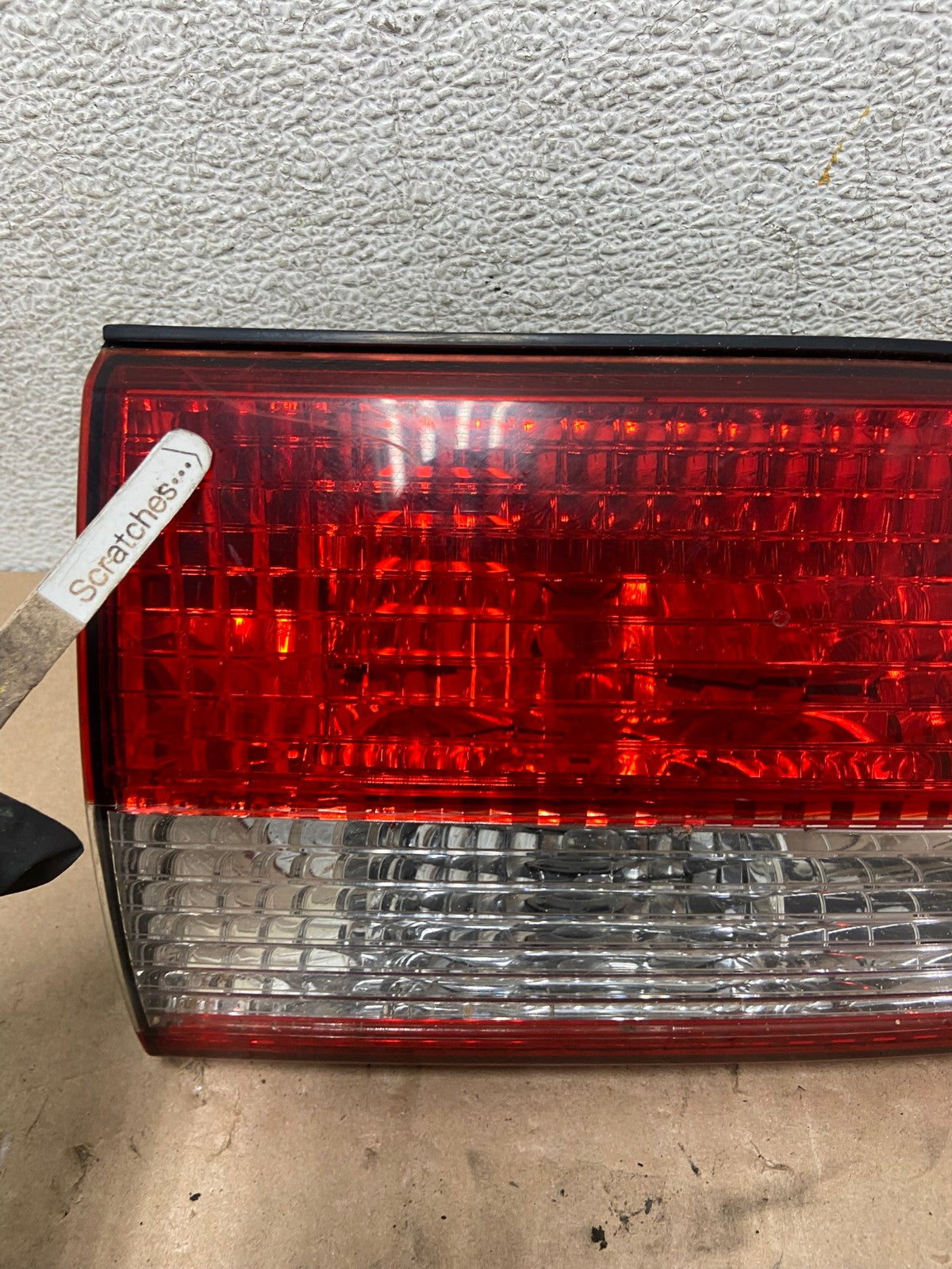 2001 2002 2003 Toyota Sienna Left Driver Lh Side Inner Tail Light AG4848 LK3