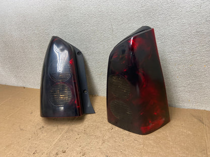 2005 2006 Mazda Tribute Left+Right Side Tail Lights AA3981 DW1