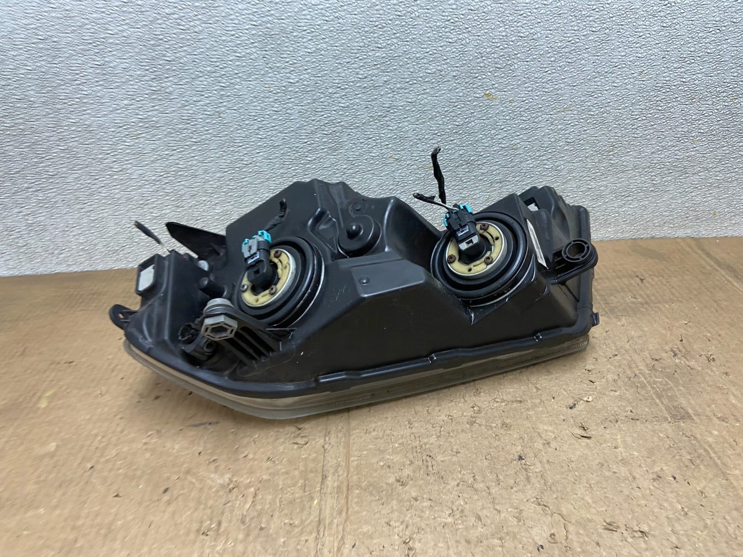 2008 to 2014 Dodge Avenger Right Passenger Side Halogen Headlight AA8263 DW5