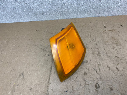 2002-2004 Saturn Vue Left Driver Side Turn Signal Corner Headlight Light X22982