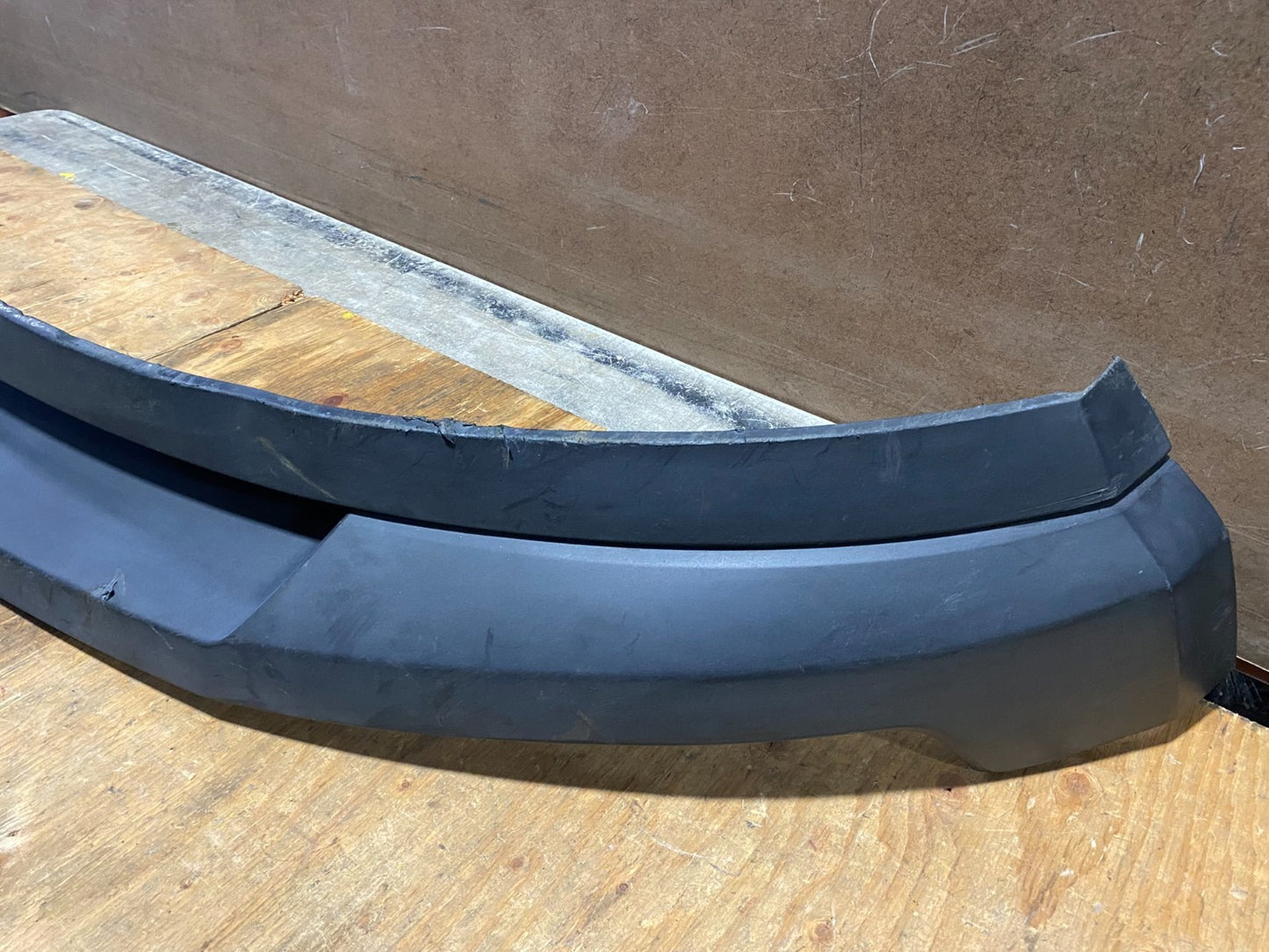 2013 to 2016 GMC Acadia Front Lower Bumper Cover 20982396 Z5977 PS3