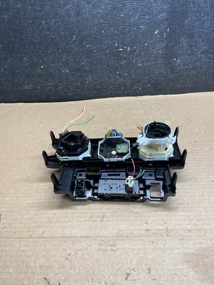 2009 to 2013 Toyota Corolla Matrix Climate Heater A/C AC Control Panel AH3569 DG4
