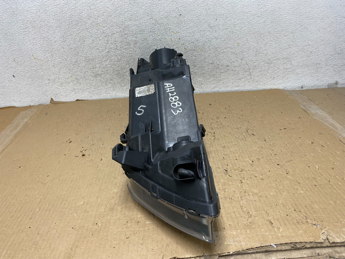 2014 - 2015 Kia Optima Right Passenger RH Side Headlight Halogen AH2883 DW7