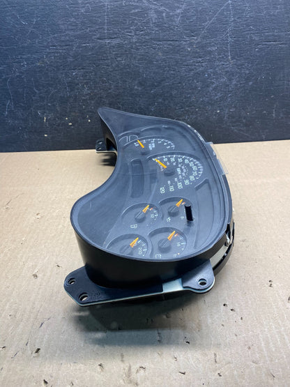 2003 to 2006 Chevrolet Silverado Speedometer Instrument Cluster AG9379 DG2