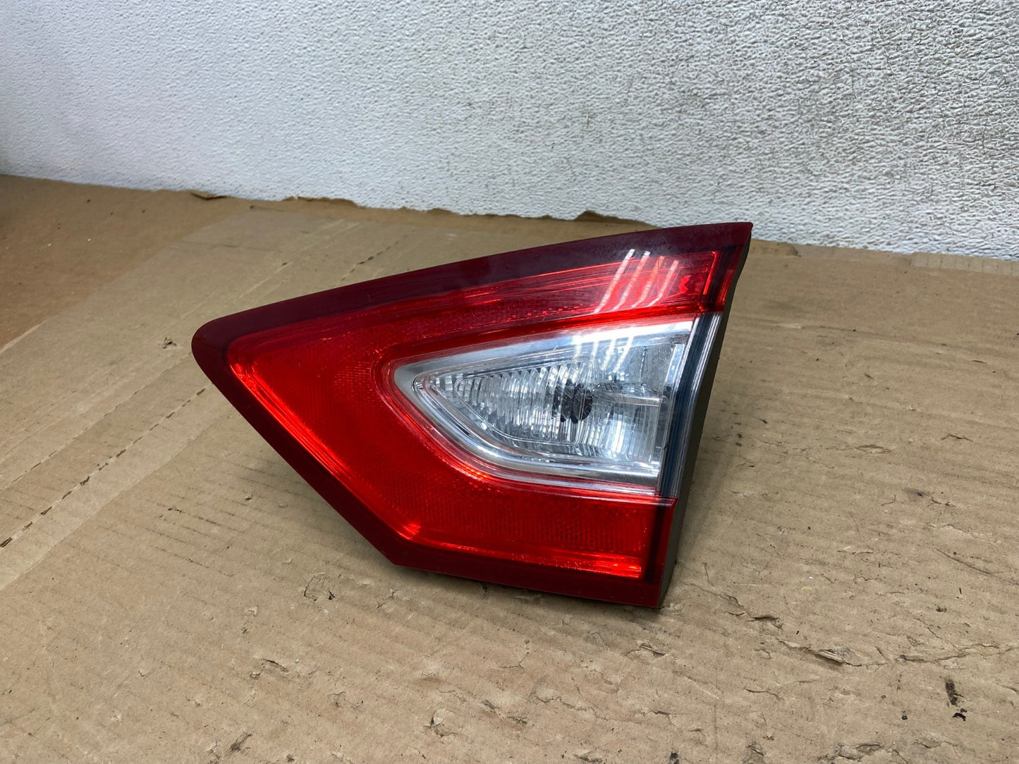 2013 to 2016 Ford Fusion Right Passenger RH Side Tail Light Inner AG8281 LK2