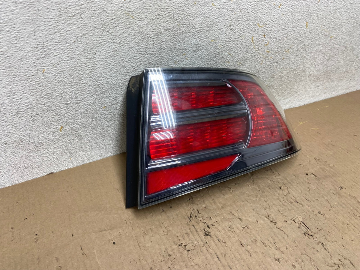2007 2008 Acura TL Type-S Right Passenger RH Side Tail Light AH6603 LK1