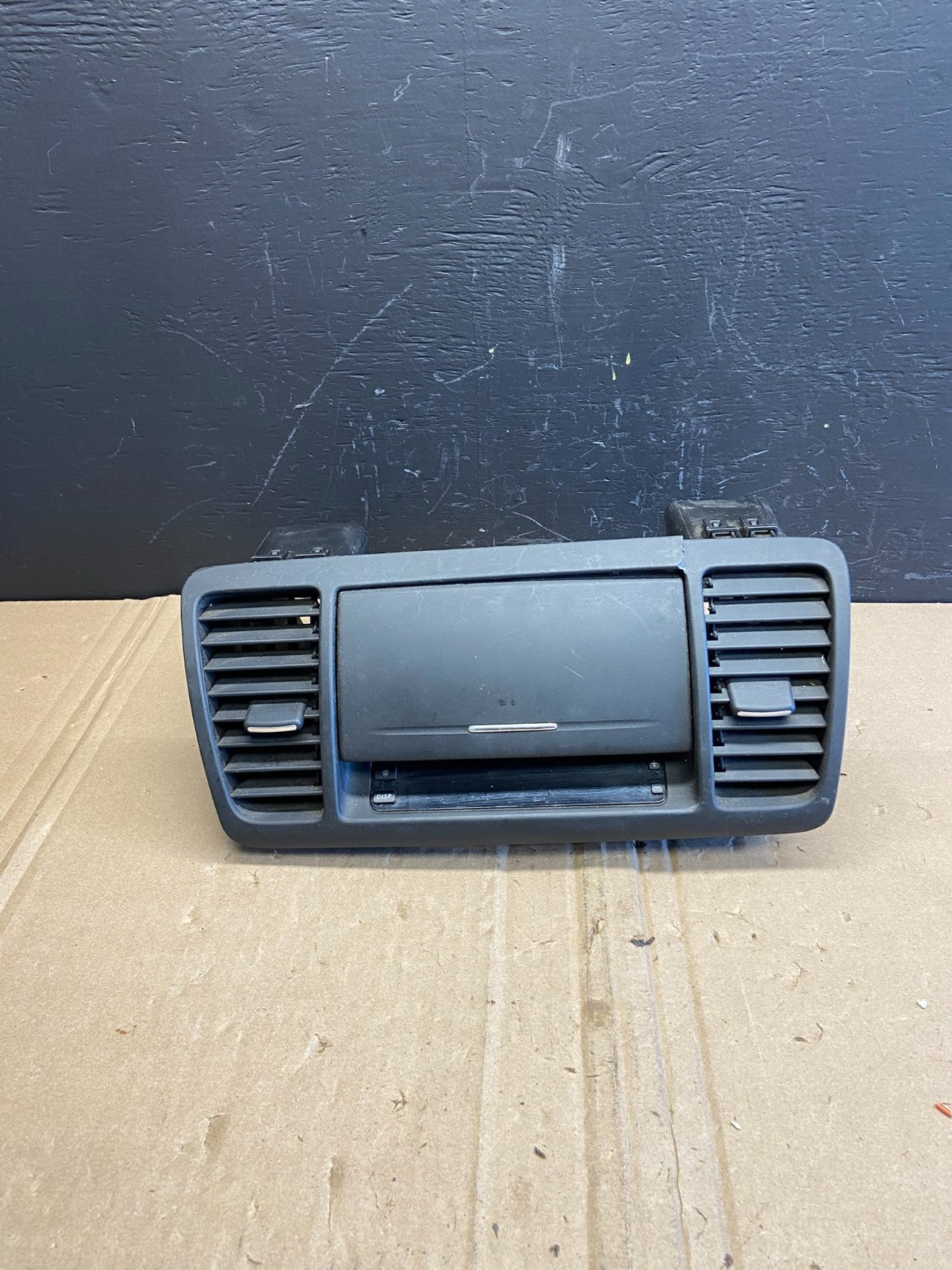 2005-2009 Subaru Legacy Outback Center Dash Bezel Vents Clock Storage AB8854 DG0