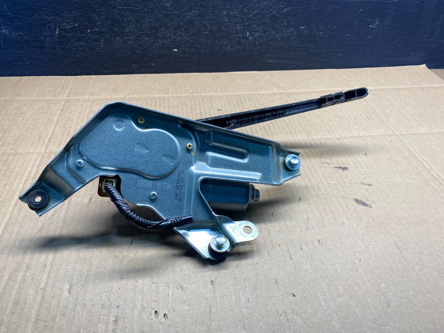 2007 to 2013 Acura Mdx Rear Liftgate Wiper Motor AD50335