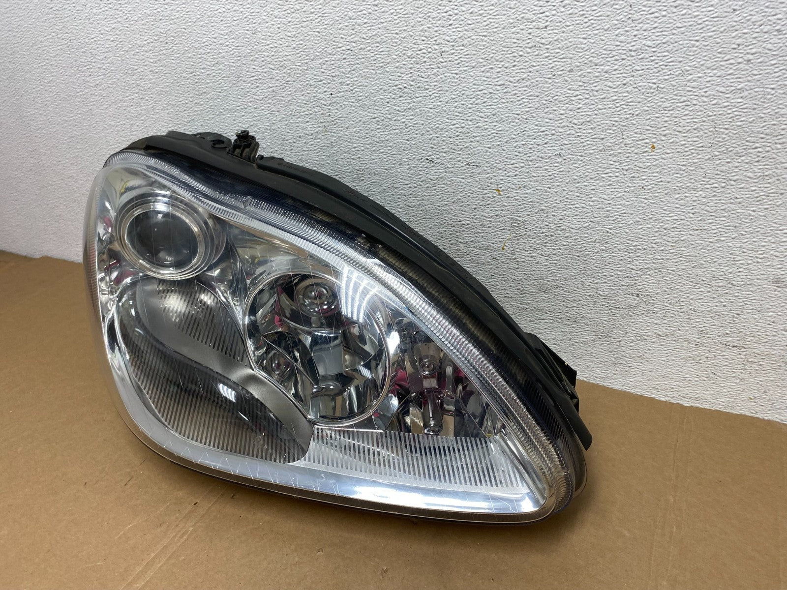 Xenon HID 2003 to 2006 Mercedes S-Class Right Passenger RH Headlight AD7861 DW1