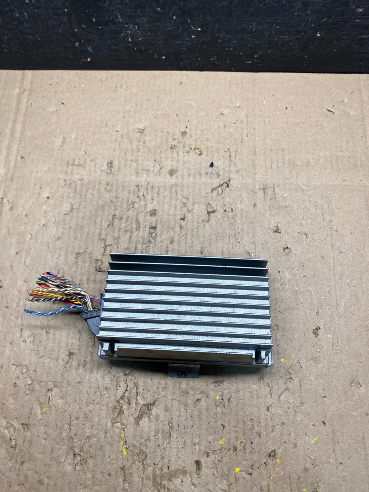 2007-2013 BMW X5 Top HiFi Lear Radio Audio Amplifier Amp OEM R9068 DG0