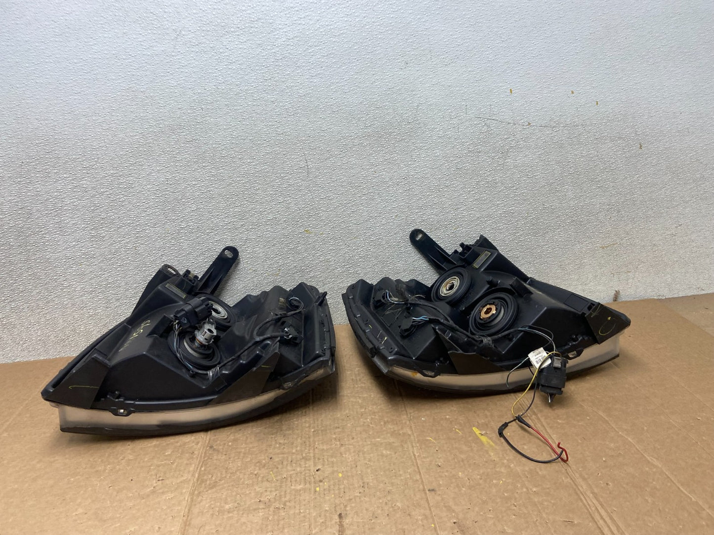 2007 to 2014 Chevrolet Silverado Left+Right Side Headlights AA1595 DW13