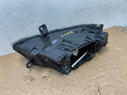 2005 to 2008 Audi A6 Left Driver Side Headlight Halogen Z3604 DW8