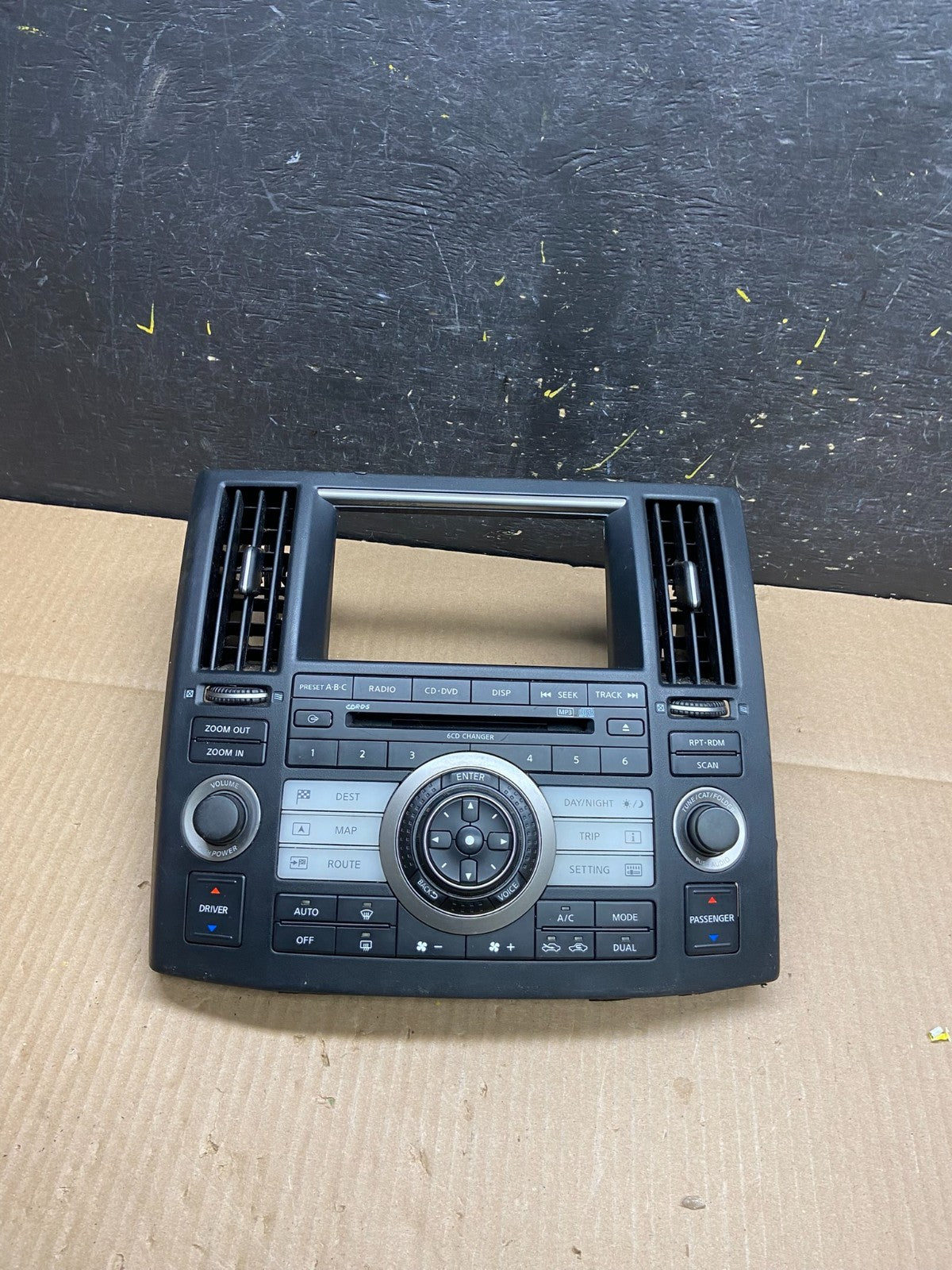 2006 to 2008 Infiniti FX35 Front Radio A/C Heater Switch Control Panel U5943 DG0