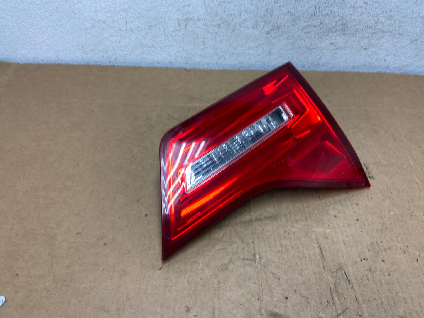 2007 2008 2009 Acura Mdx Right Passenger Rh Side Inner Tail Light AD6208 LK2