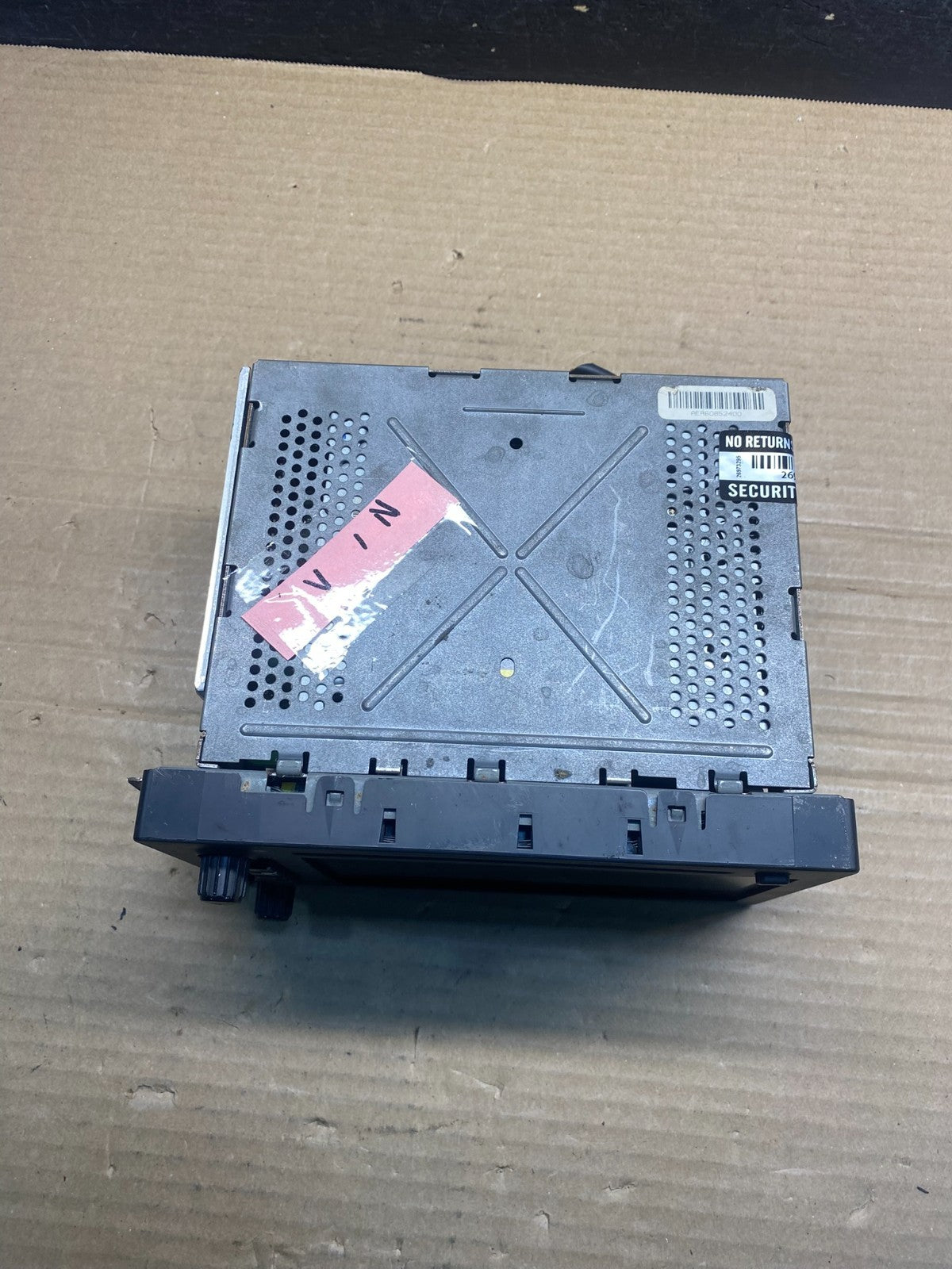 2003-2006 Cadillac Escalade Radio CD DVD GPS Navigation Screen Display AF3862 DW3