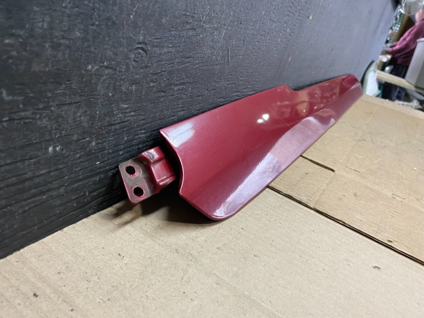 2008 to 2012 Kia Sedona Rear Left Quarter Rail Cover Moulding Trim OEM I73162