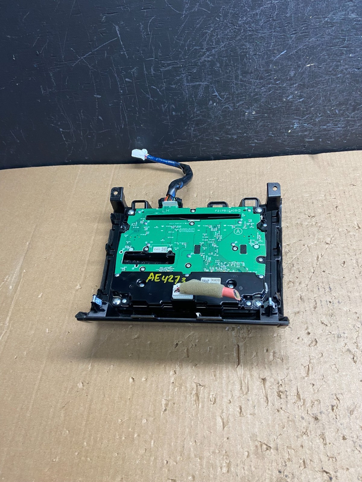 2013 to 2016 Nissan Pathfinder Radio Temperature Climate Control AE4273 DG4