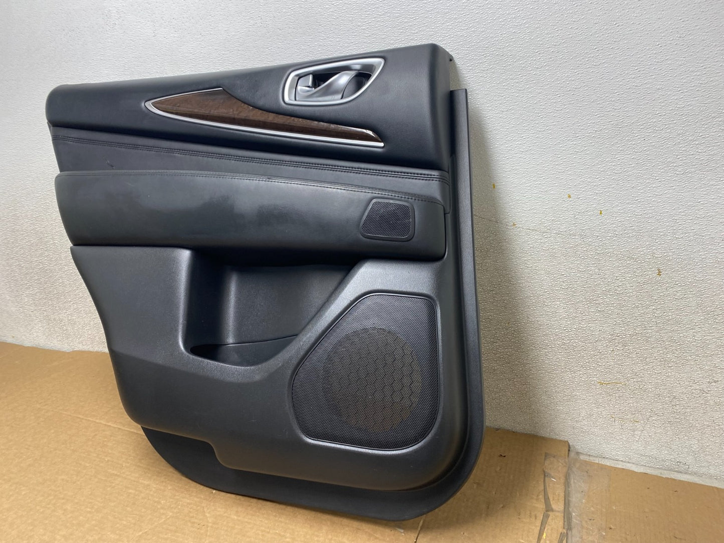 2013 2015 Infiniti JX35 QX60 Rear Left Driver Door Trim Panel Z1284 DG1