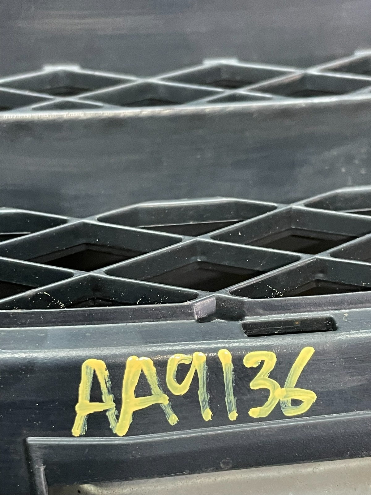 2012 to 2015 Honda Pilot Front Upper Grill Grille OEM AA9136  DG7