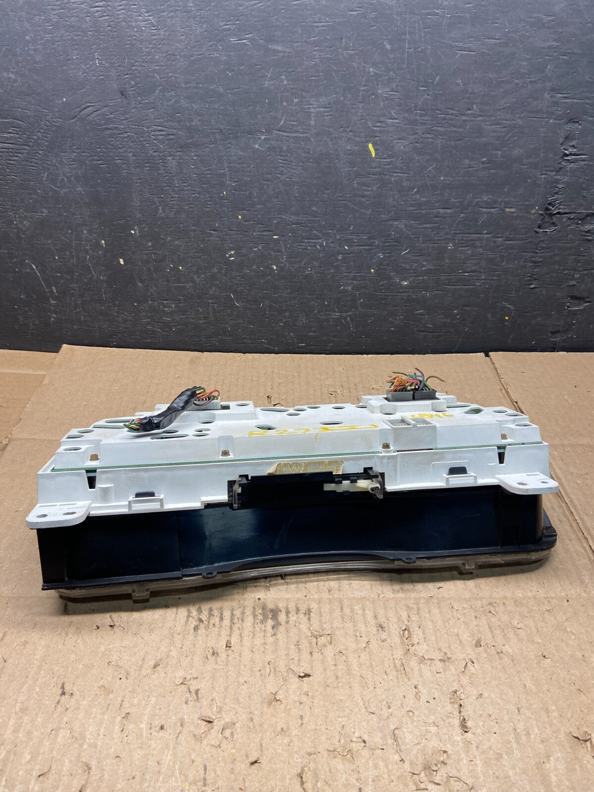2000 to 2002 Ford Expedition Speedometer Instrument Gauge Cluster L6846 PS7