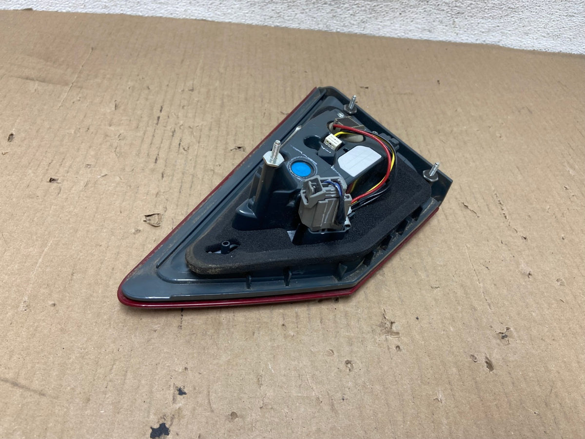 2013 to 2016 Ford Fusion Left Driver Side Tail Light Inner AH5805 LK5
