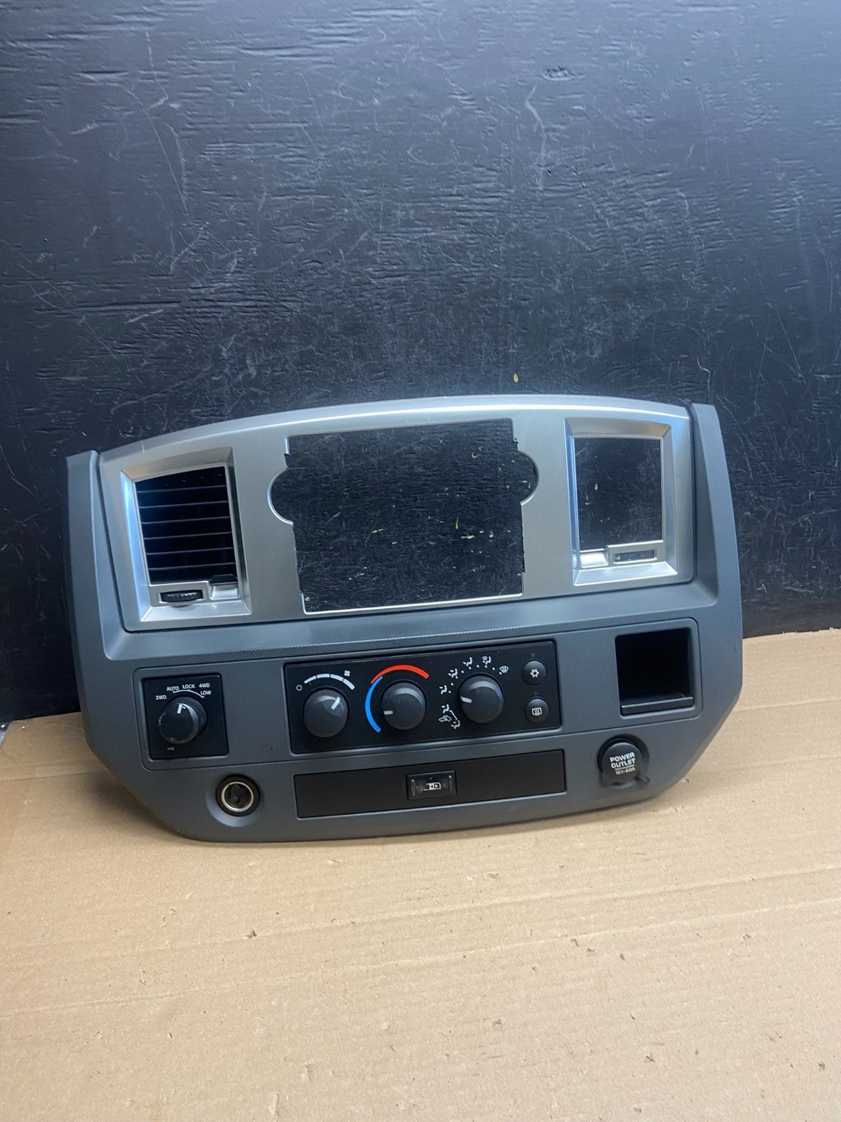 2006 to 2008 Dodge Ram Radio Climate Control A/C Heat Dash Bezel Trim AG5153 DG0