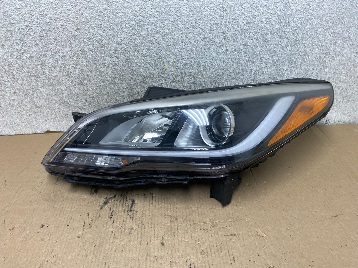 2015 to 2017 Hyundai Sonata Hybrid Left Driver Side Halogen Headlight AH2072 PS0