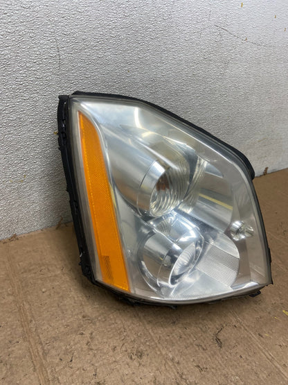 2006 to 2011 Cadillac DTS Right Passenger RH Side Xenon Hid Headlight AA4209 DW2