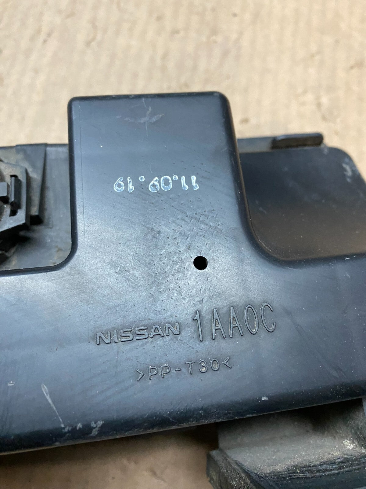 2009 to 2014 Nissan Murano Upper Air Intake Duct J0726 PS7