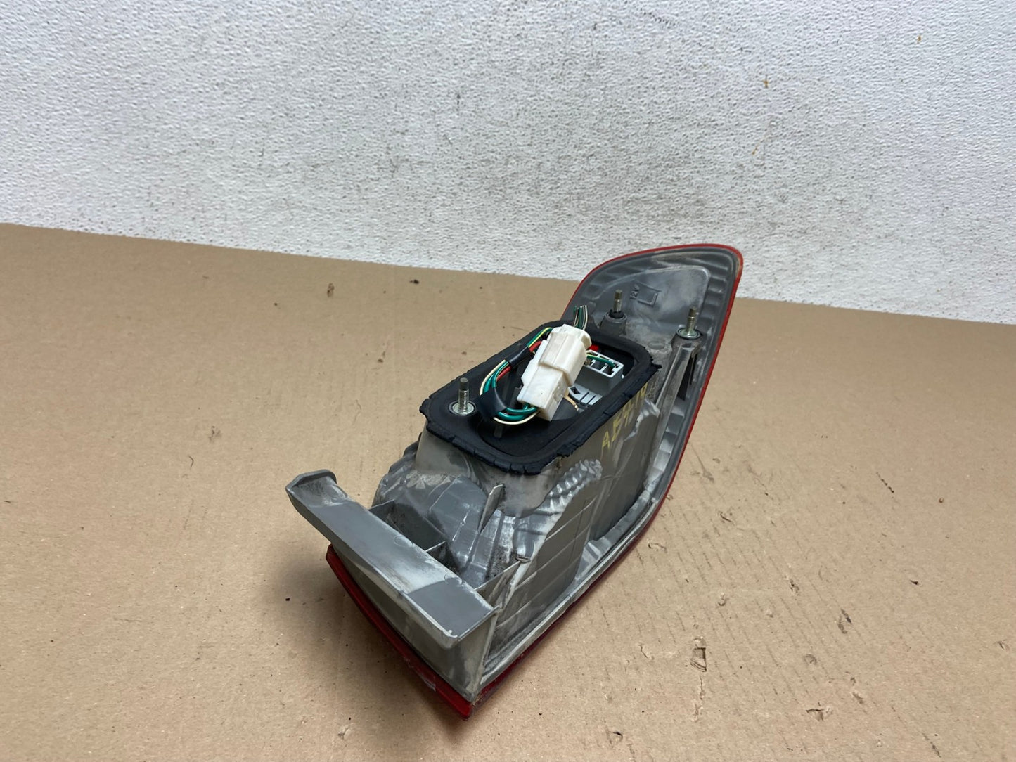 2000 to 2001 Toyota Camry Tail Light Left Driver Lh Side AE7191 LK4