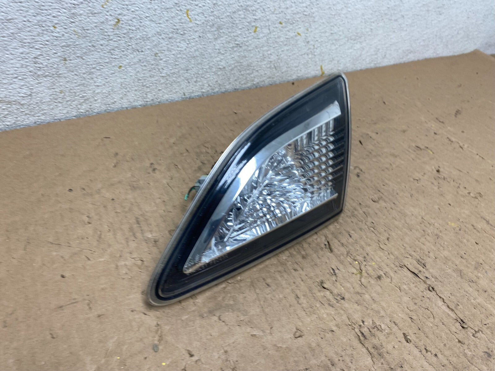 Sedan 2010-2013 Mazda 3 Right Passenger RH Side Inner Tail Light OEM N2140 DW1