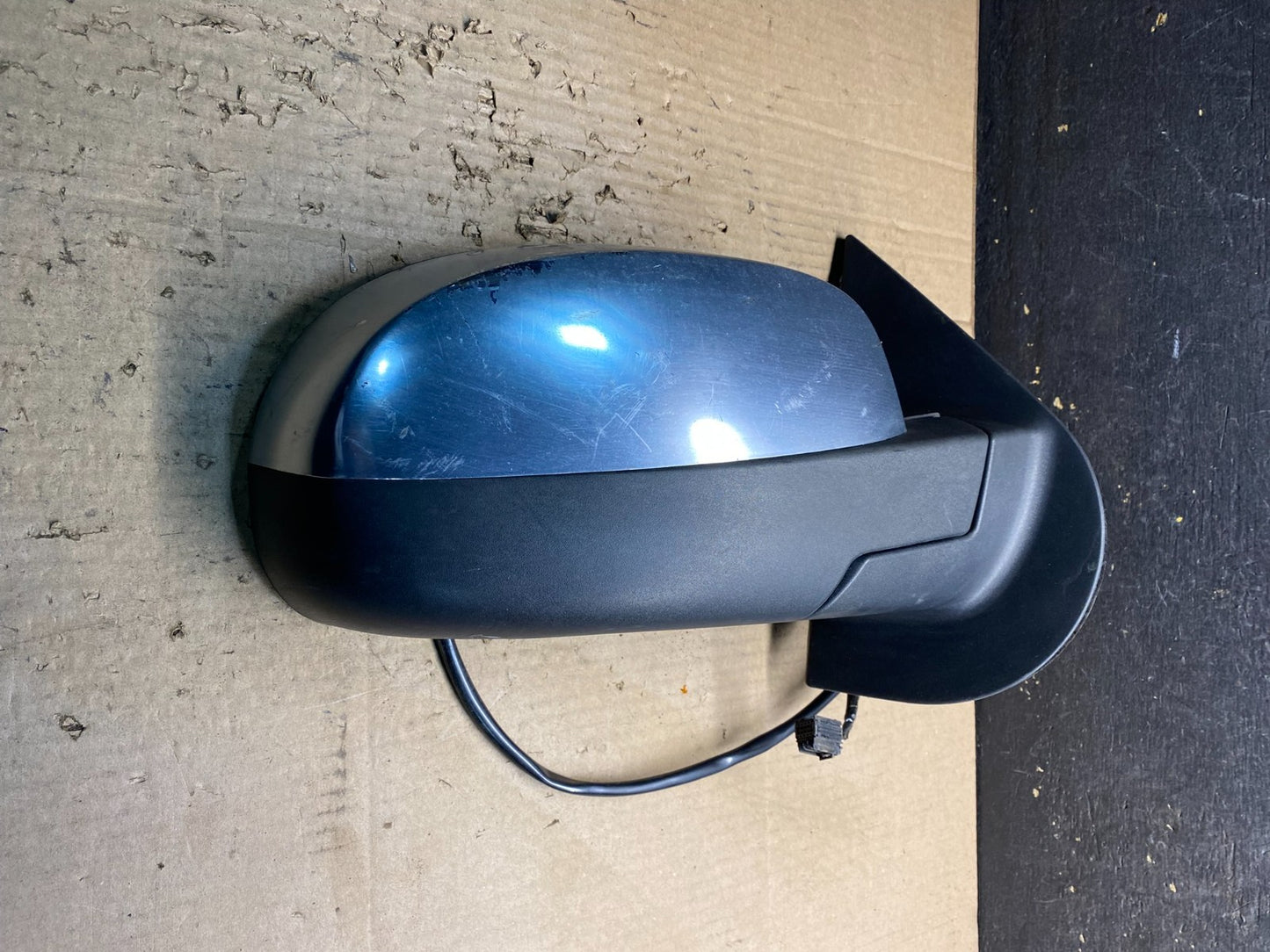 2007-2013 Chevrolet Tahoe Silverado Suburban Right Passenger Mirror AB00408 MS0