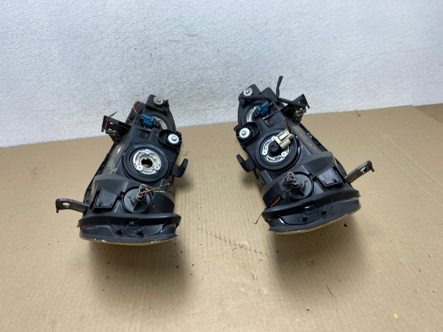 1998 to 2002 Honda Accord Left+Right Set Side Headlights AE9498 LK7