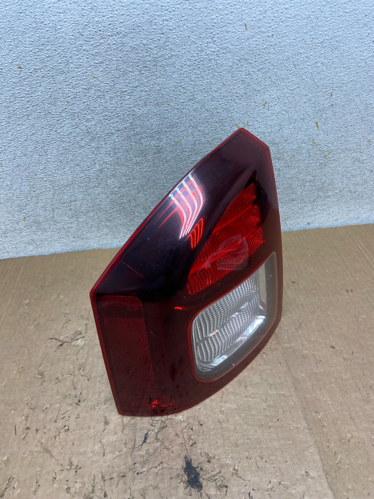 2014 - 2017 Jeep Compass Left Driver LH Side Tail Light AI9405 LK2