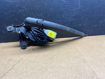 2011 to 2019 Ford Explorer Rear Windshield Wiper Motor AD7527 -DG0