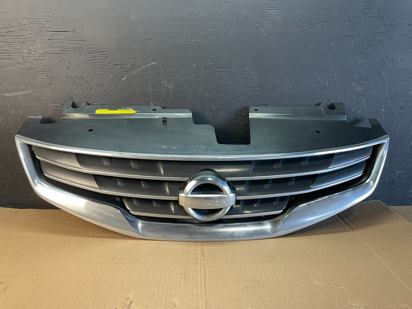 Sedan 2010 2011 2012 Nissan Altima Front Upper Grill Grille Oem AC2173 DG0