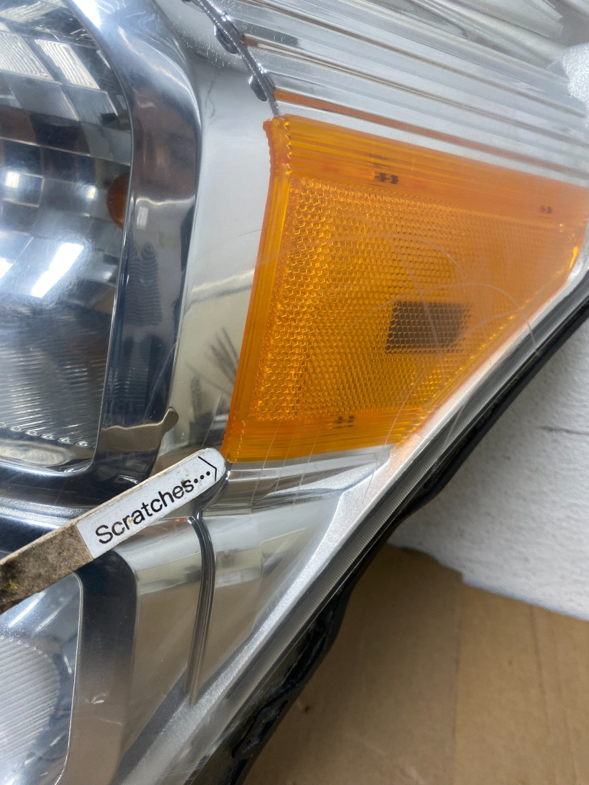 2011 to 2016 Ford F250 Super Duty Left+Right Side Headlights AD8829 DW4