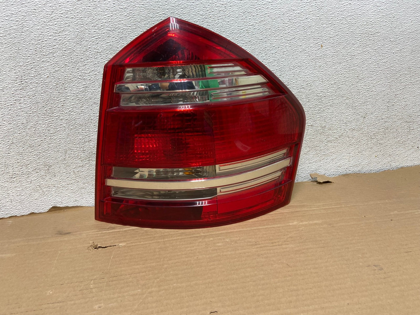 2007 to 2009 Mercedes GL-Class GL450 Right Passenger Tail Light AG8104 LK0