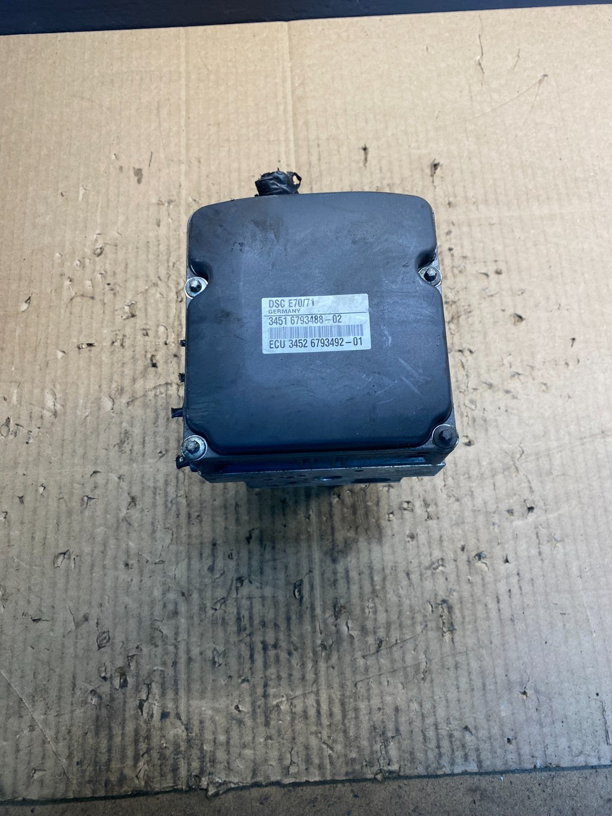 2007 to 2013 BMW X5 E70 ABS Anti-Lock Brake Pump Module AB7002 DG0