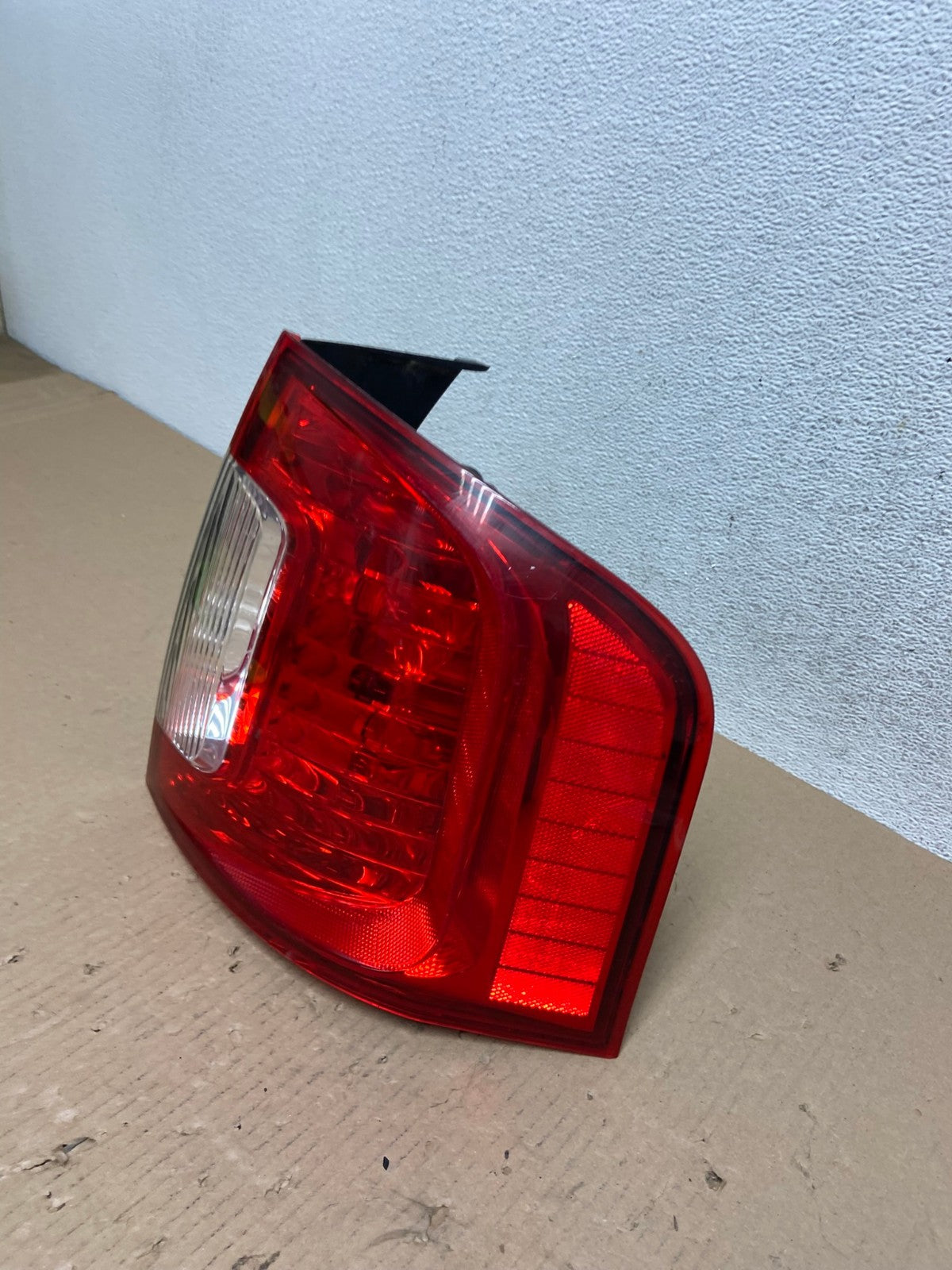 2011 2012 2013 2014 Ford Edge Right Passenger RH Side Tail light AE7296 LK1