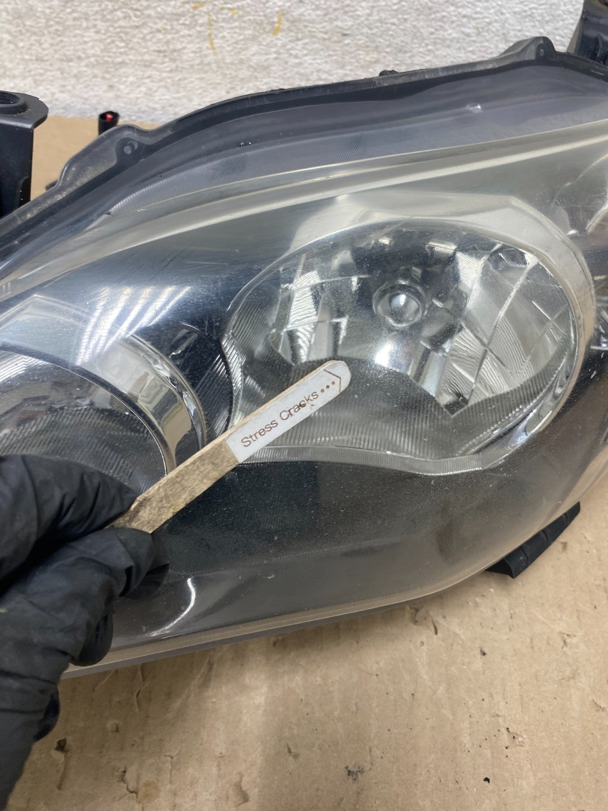 2011 to 2013 Toyota Corolla Left Driver LH Side Headlight AI2274 DW3