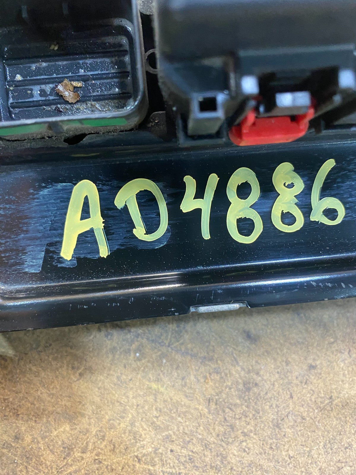 2008 Jeep Grand Cherokee Commander 3.7 Engine Computer ECU P05187304AF ad4886 DG3