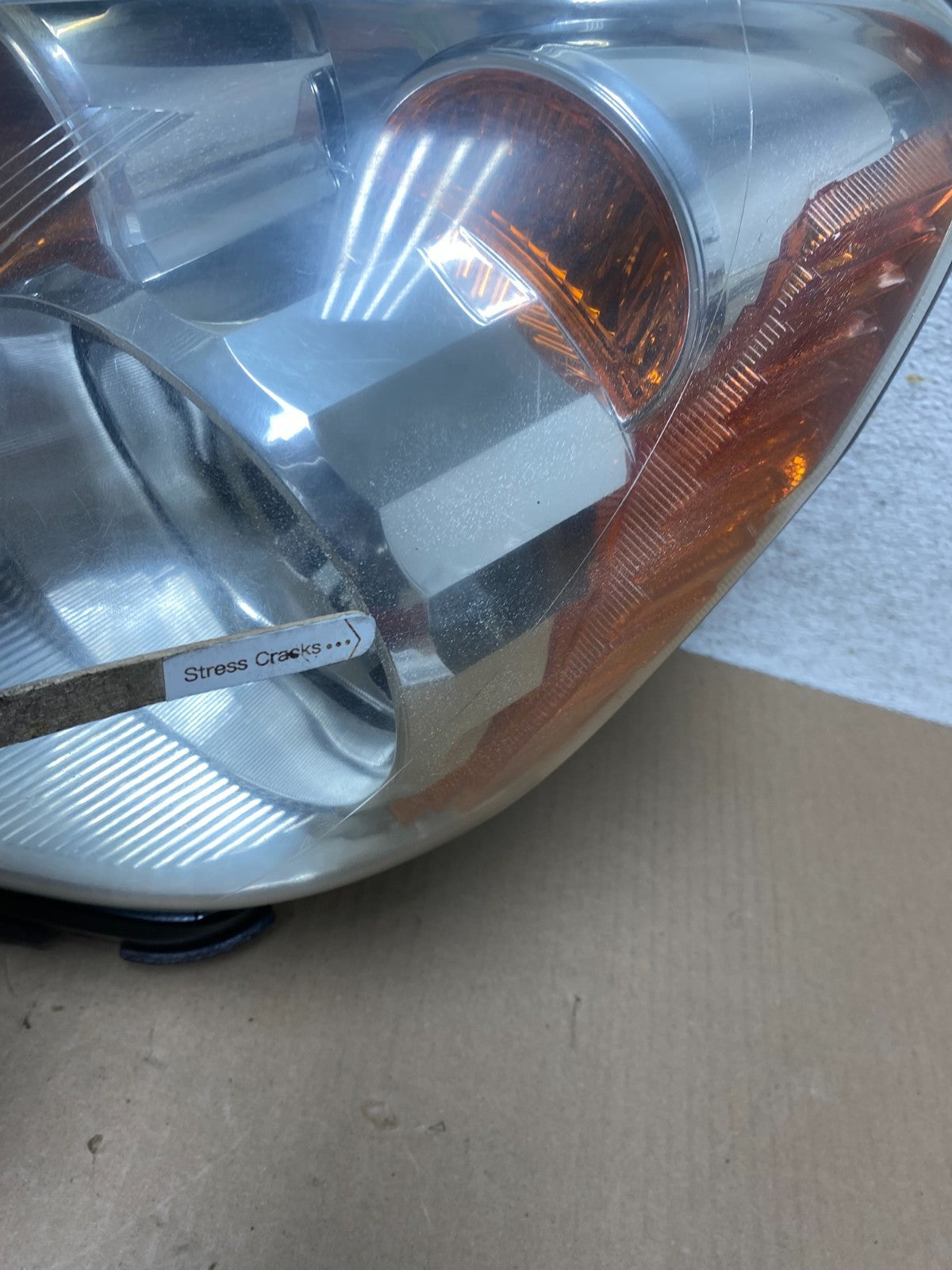 2005 -2006 Honda Crv Cr-v Left Driver LH Halogen Headlight AJ2463 DW4